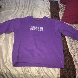Supreme crewneck